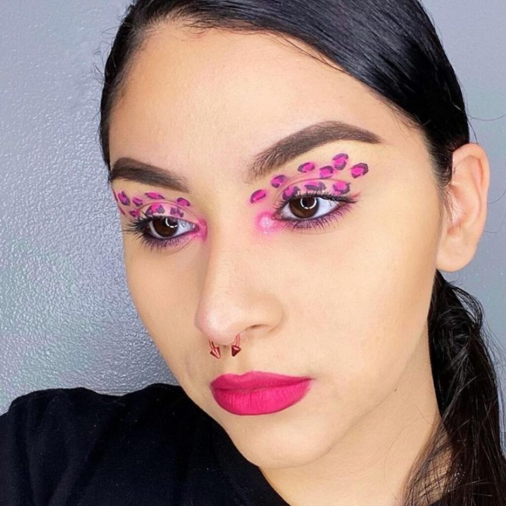 Maquiagem rosa: mais de 50 makes pra você se inspirar Maquiagem Rosa