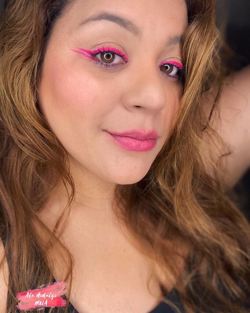 Delineado Colorido: mais de 60 inspirações pra você delineado rosa