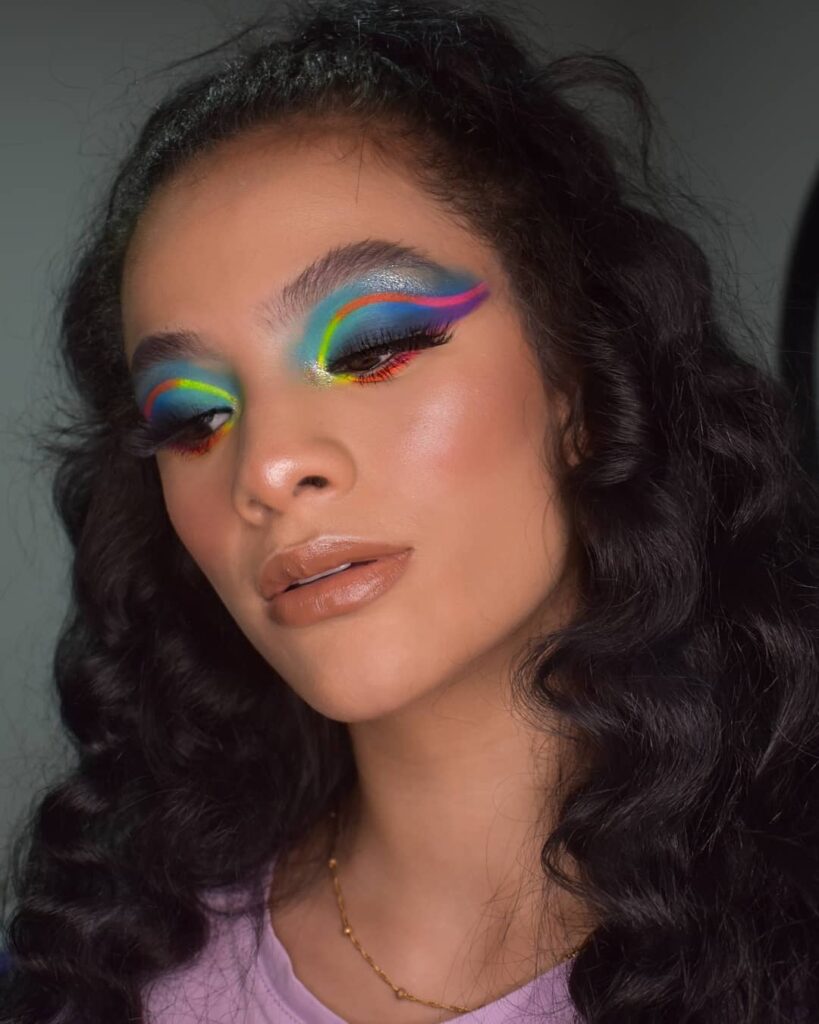 Delineado Colorido: mais de 60 inspirações pra você Delineado Colorido: mais de 60 inspirações pra você