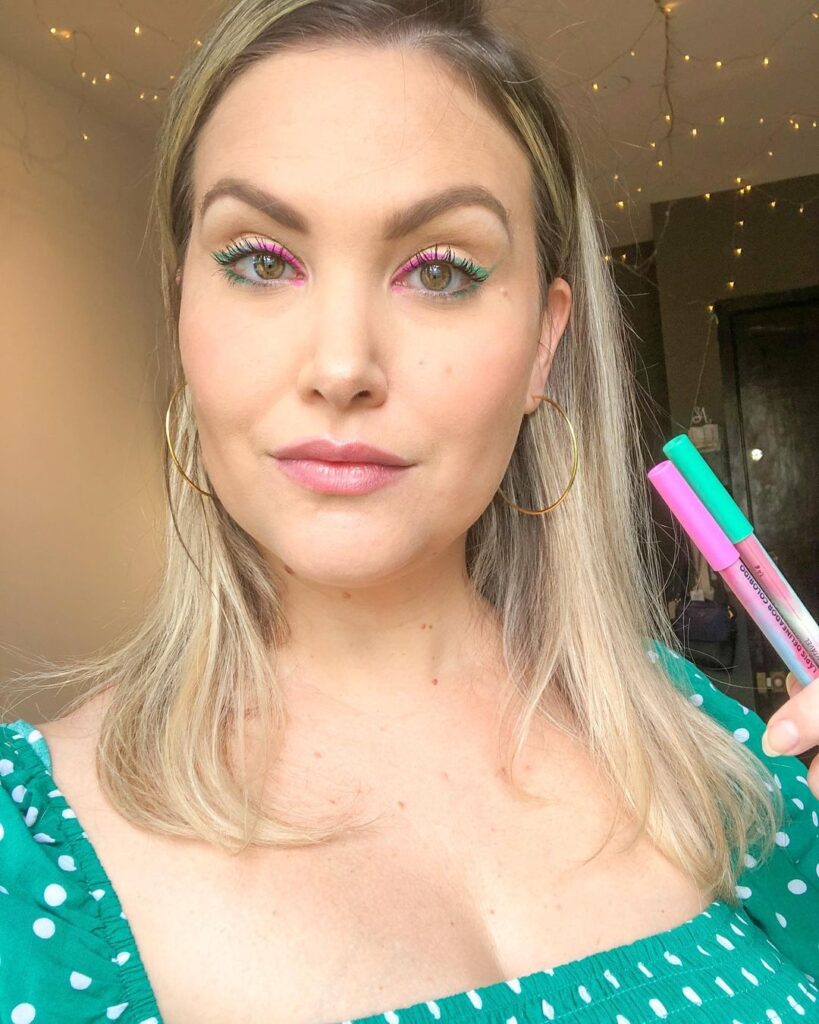 Delineado Colorido: mais de 60 inspirações pra você Delineado Colorido: mais de 60 inspirações pra você