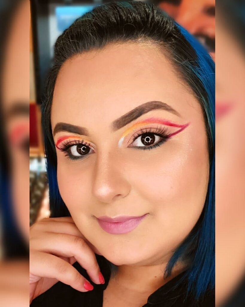 Delineado Colorido: mais de 60 inspirações pra você Delineado Colorido: mais de 60 inspirações pra você