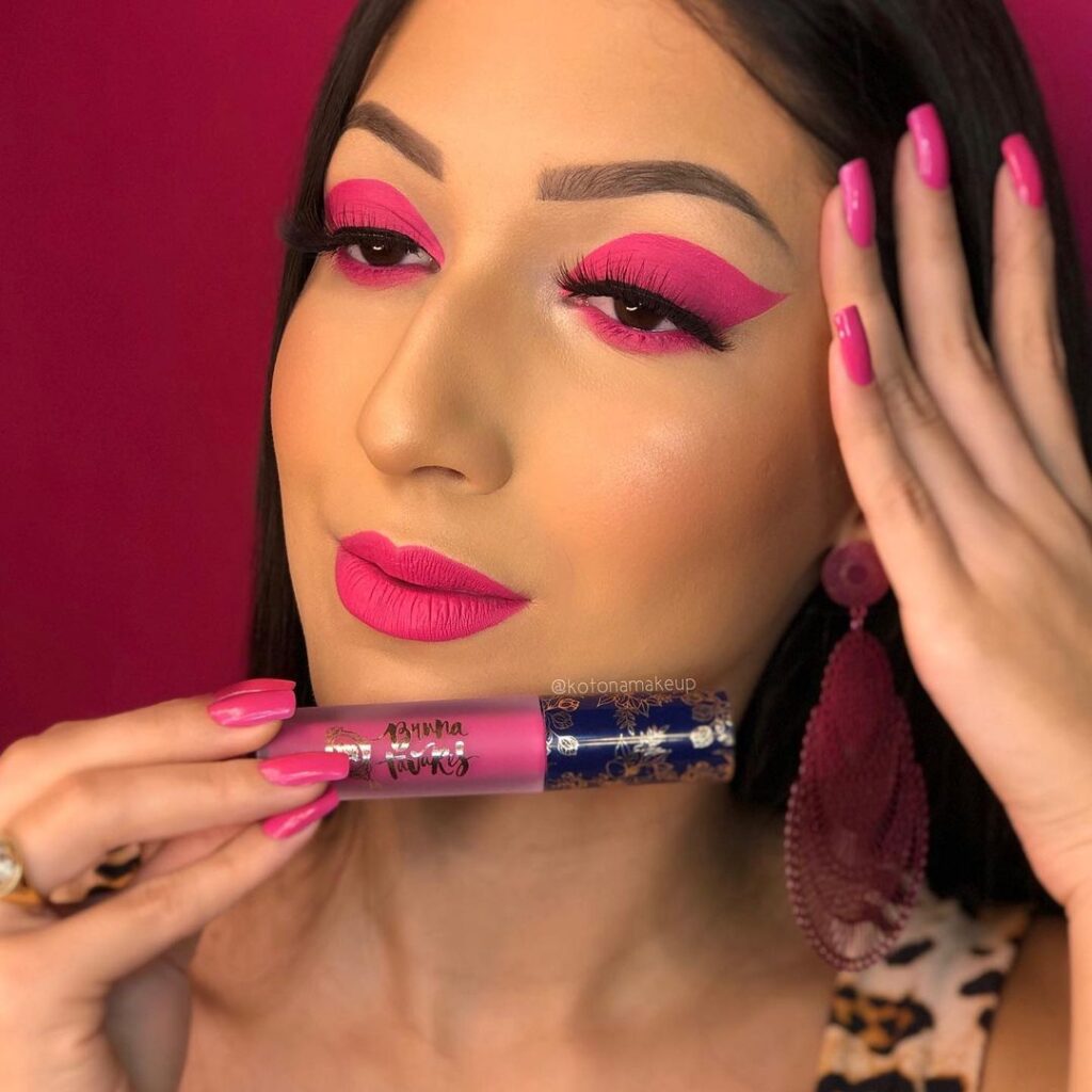 Delineado Colorido: mais de 60 inspirações pra você delineado rosa