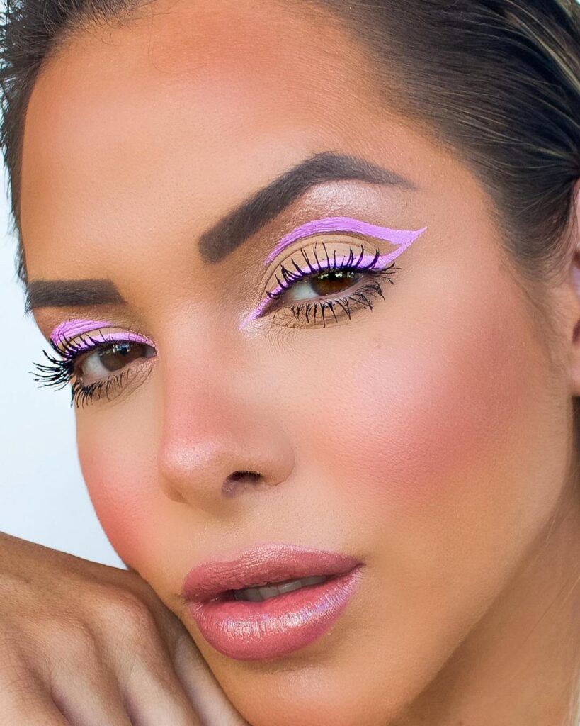 Delineado Colorido: mais de 60 inspirações pra você delineado roxo