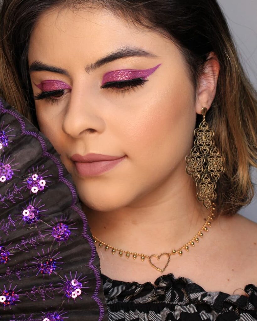 Delineado Colorido: mais de 60 inspirações pra você delineado rosa