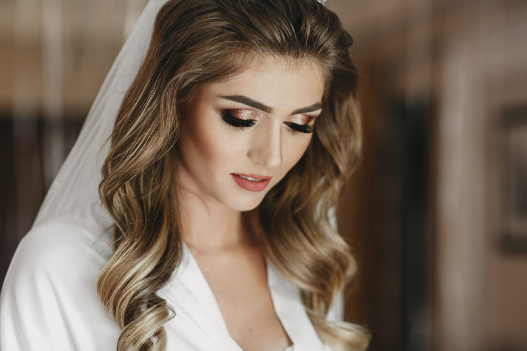 Maquiagem para casamento de dia: confira inspirações e como fazer