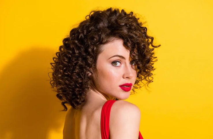 Batom vermelho na boca: como aplicar?