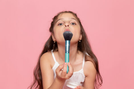 Maquiagem infantil simples: veja as melhores dicas