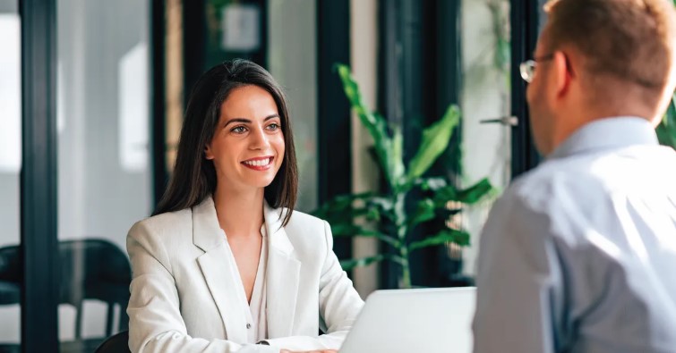 Maquiagem para entrevista de emprego: veja dicas