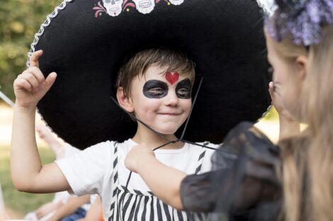 Maquiagem de Halloween simples e fácil para crianças