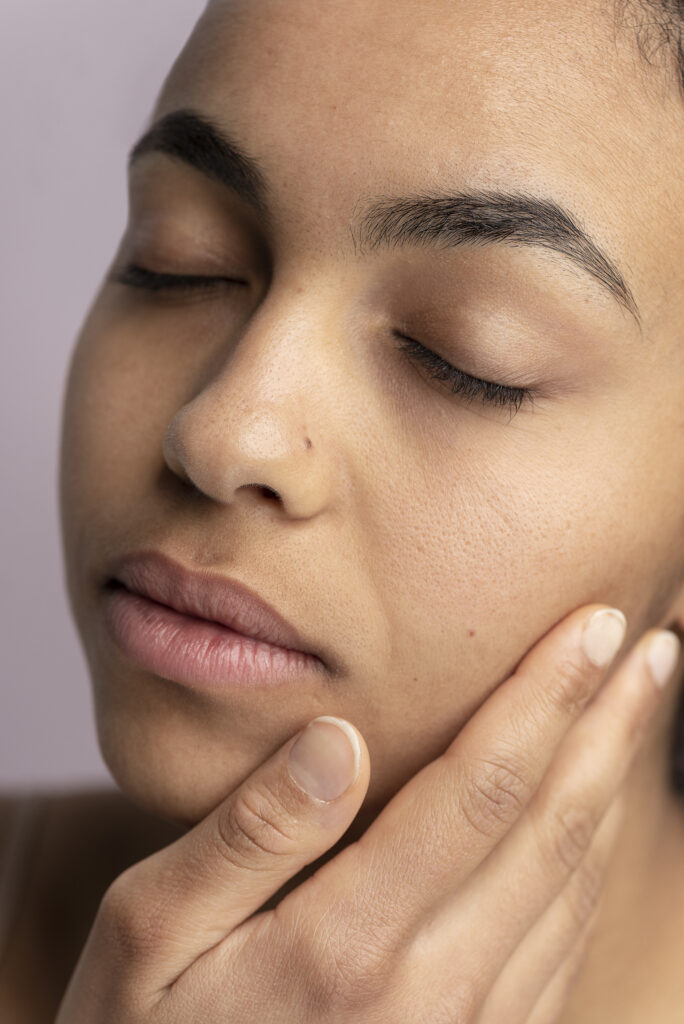 Poros? Sim. E o que fazer para que eles sumam (ou quase) sem sair de casa? Poros? Sim. E o que fazer para que eles sumam (ou quase) sem sair de casa?