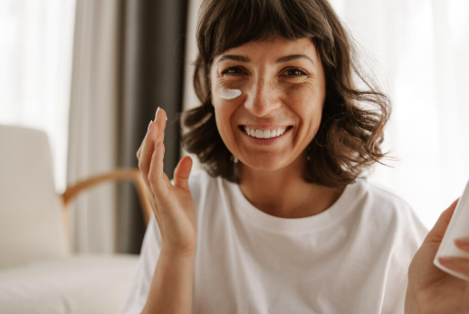 Maquiagem híbrida: beleza + skincare em um só passo