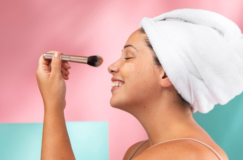 Protetor solar com cor: proteção de verdade ou maquiagem disfarçada?